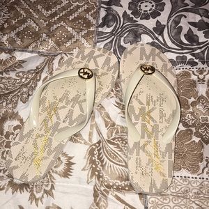 Micheal Kor flip flops